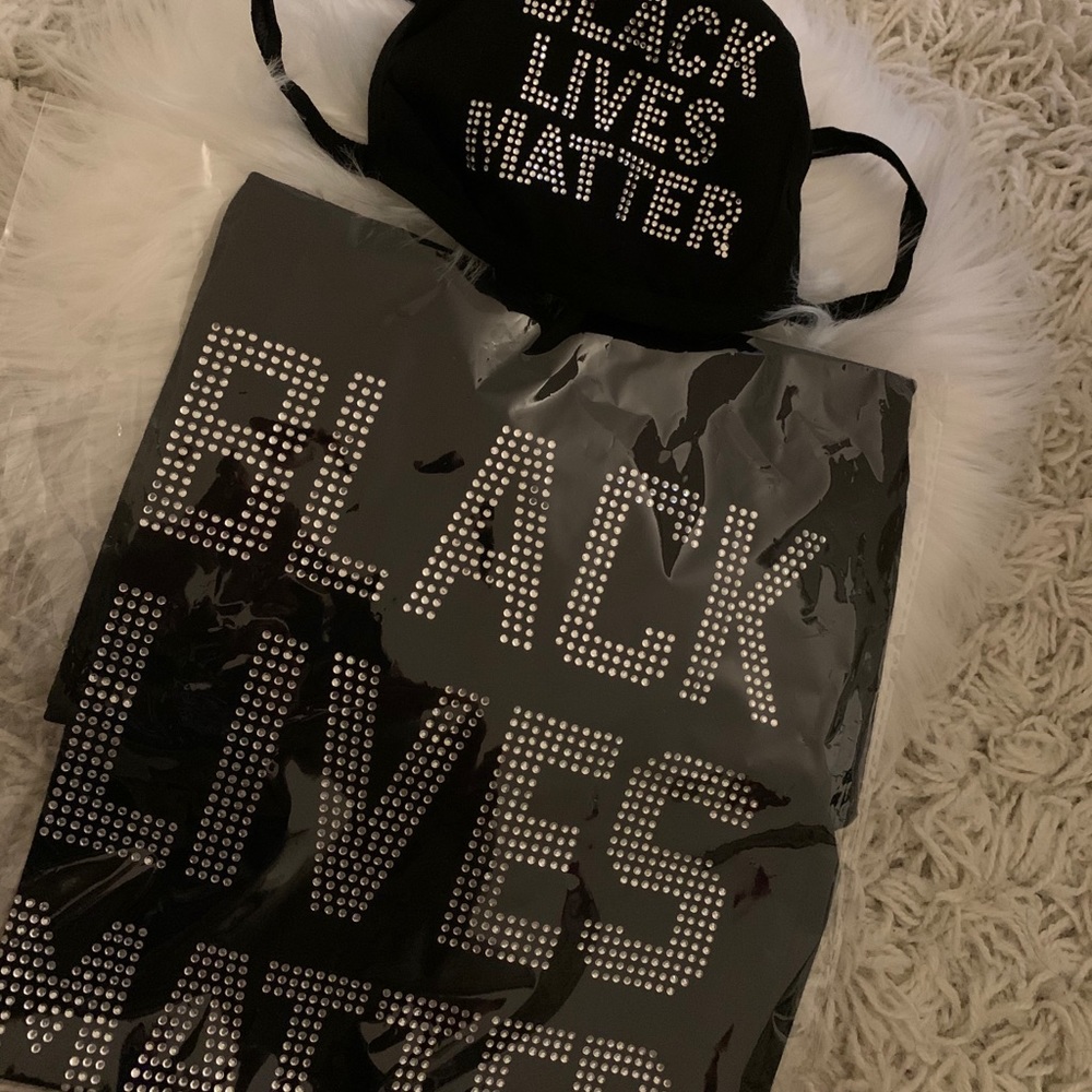 BLM T-Shirt and mask